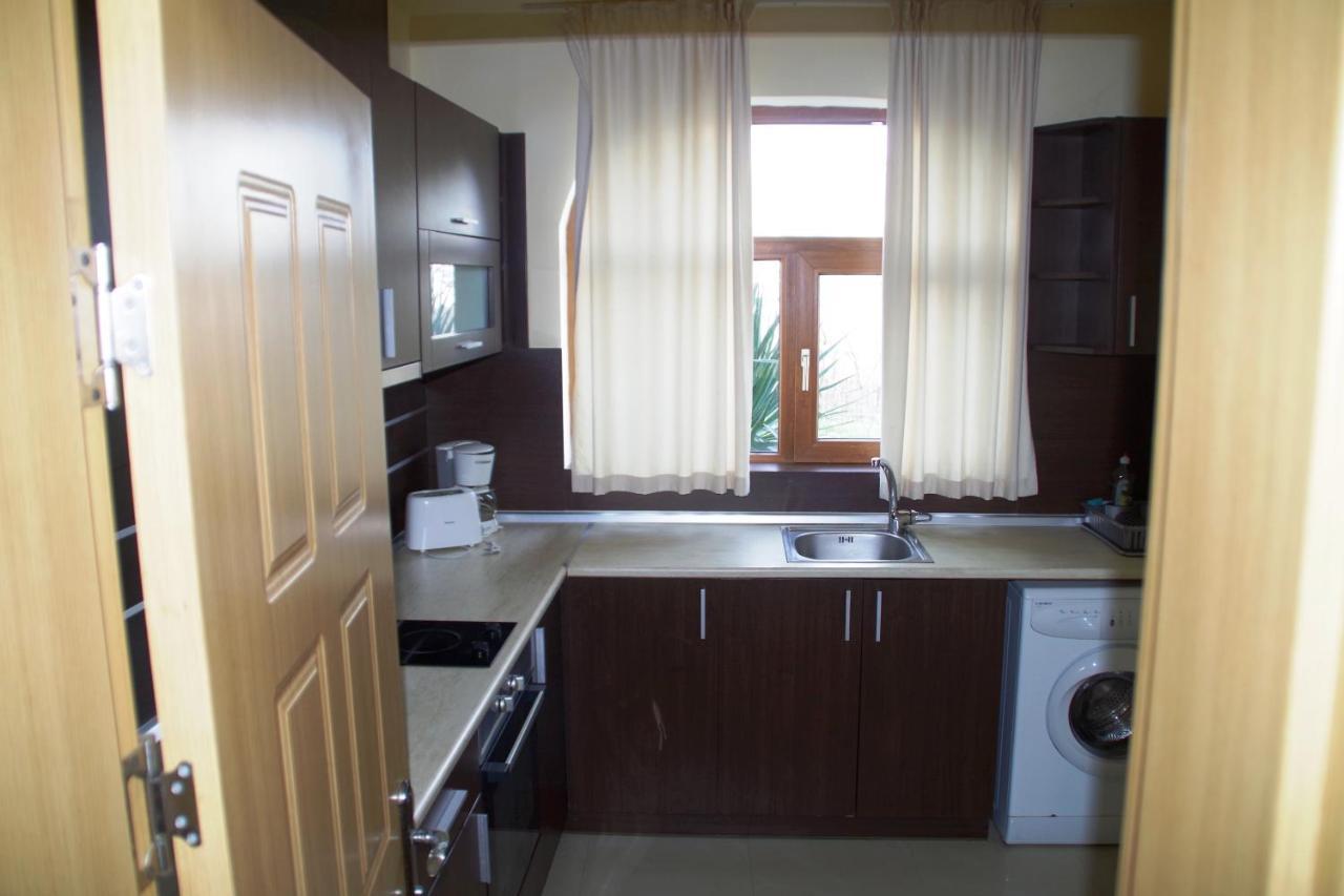 Azura Garden Apartments Черноморець Екстер'єр фото